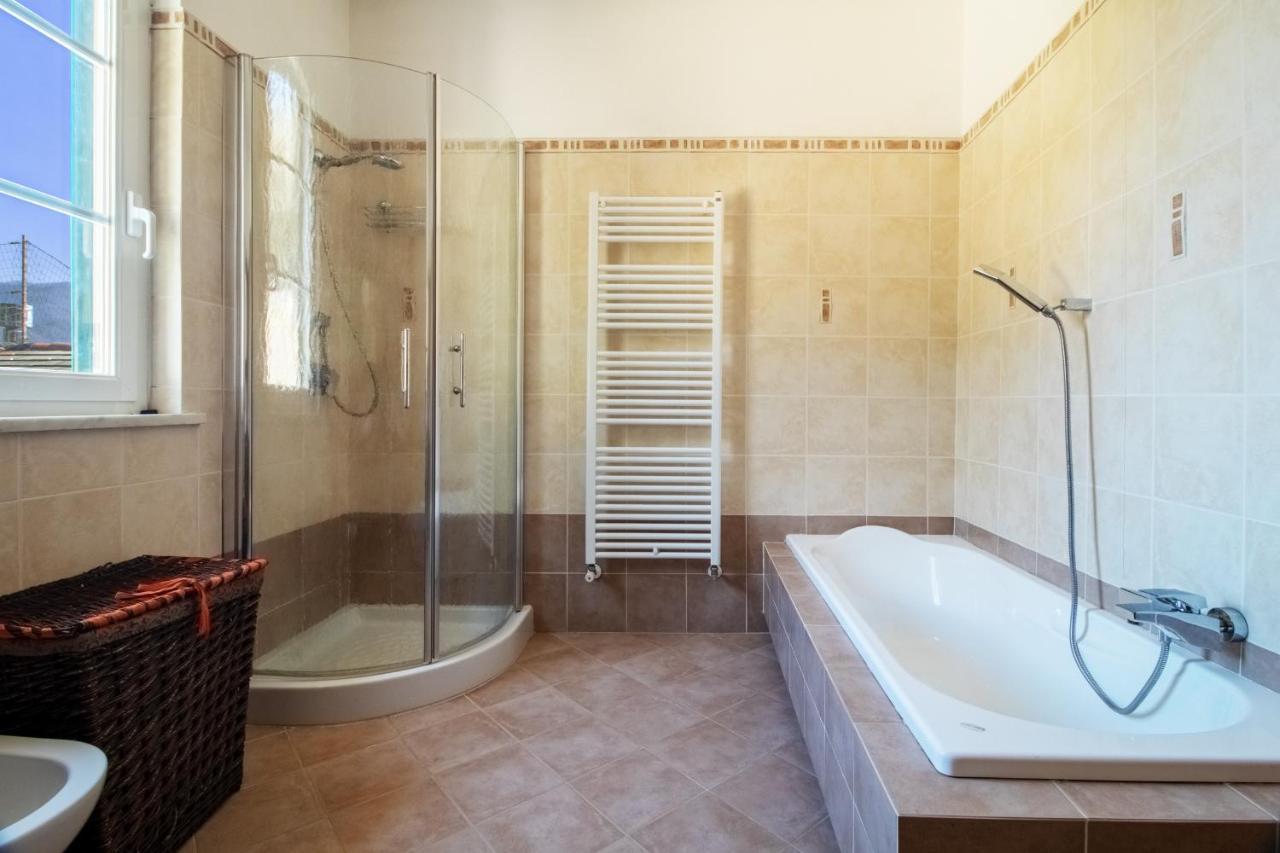 Villa Le Macine Molino Nuovo  ภายนอก รูปภาพ